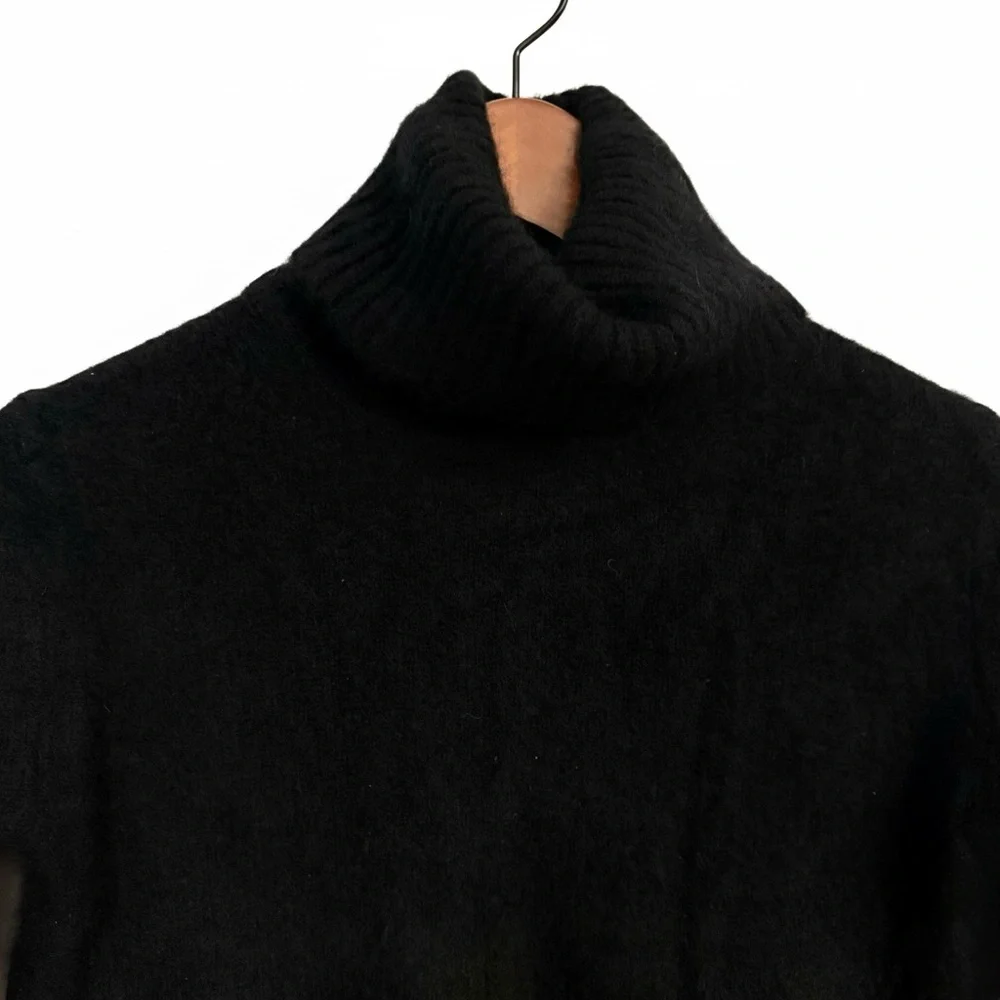 100% Cashmere Black Turtleneck Sweater Isaac Mizrahi S - Picture 2 of 7